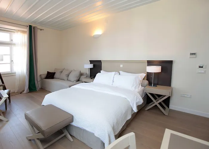 Grand Sarai Hotel 4*