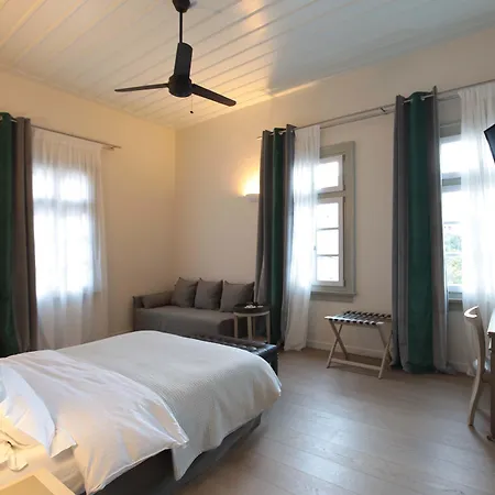 Grand Sarai Hotel 4*