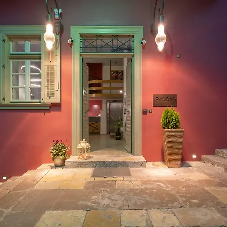 Grand Sarai ホテル