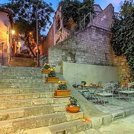 Grand Sarai Hotel 4*