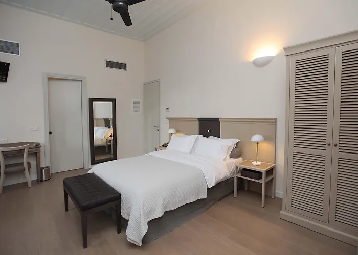 Hotel Grand Sarai 4*