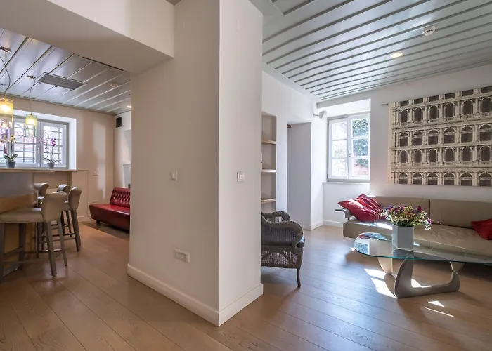 Grand Sarai Hotel 4*